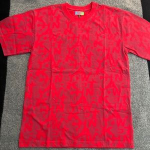 CHINATOWN MARKET Block Letter Red S/S Shirt MEDIUM
